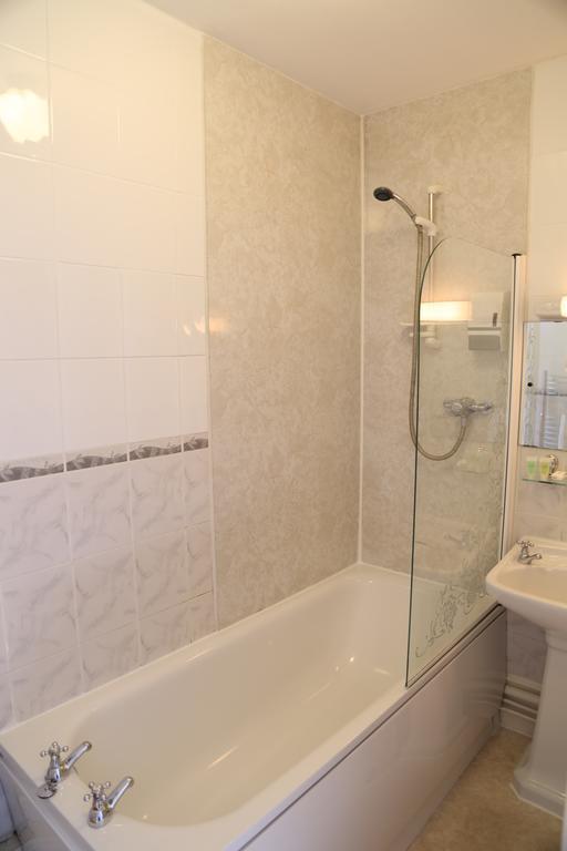 Keswick Park Hotel Bagian luar foto
